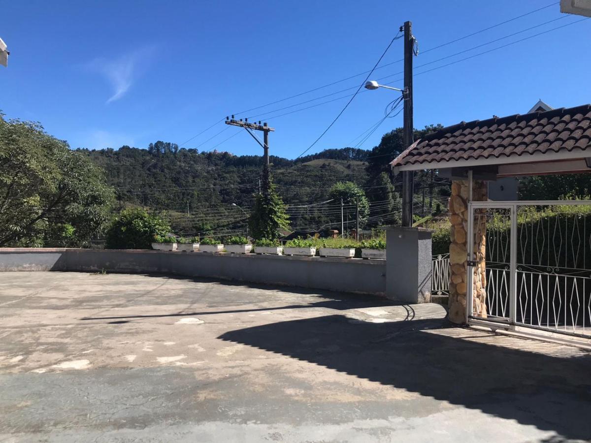 Pousada Doce Vida Campos do Jordao Luaran gambar